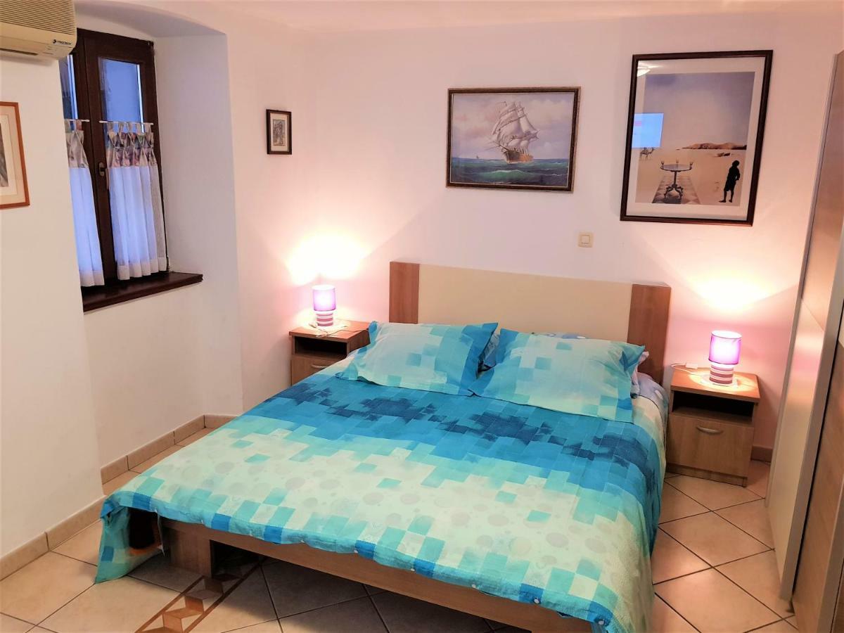 Apartment Noemi Medulin Exterior photo